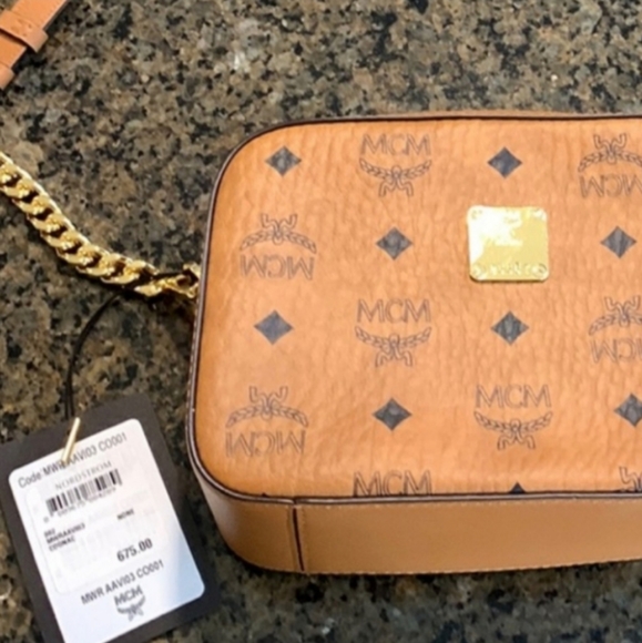 MCM Camera Bag custom detailed - Picture 11 of 13